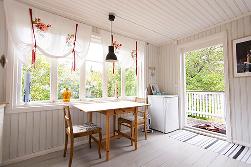The kitchen shared space on Hannaksen Tila B&B